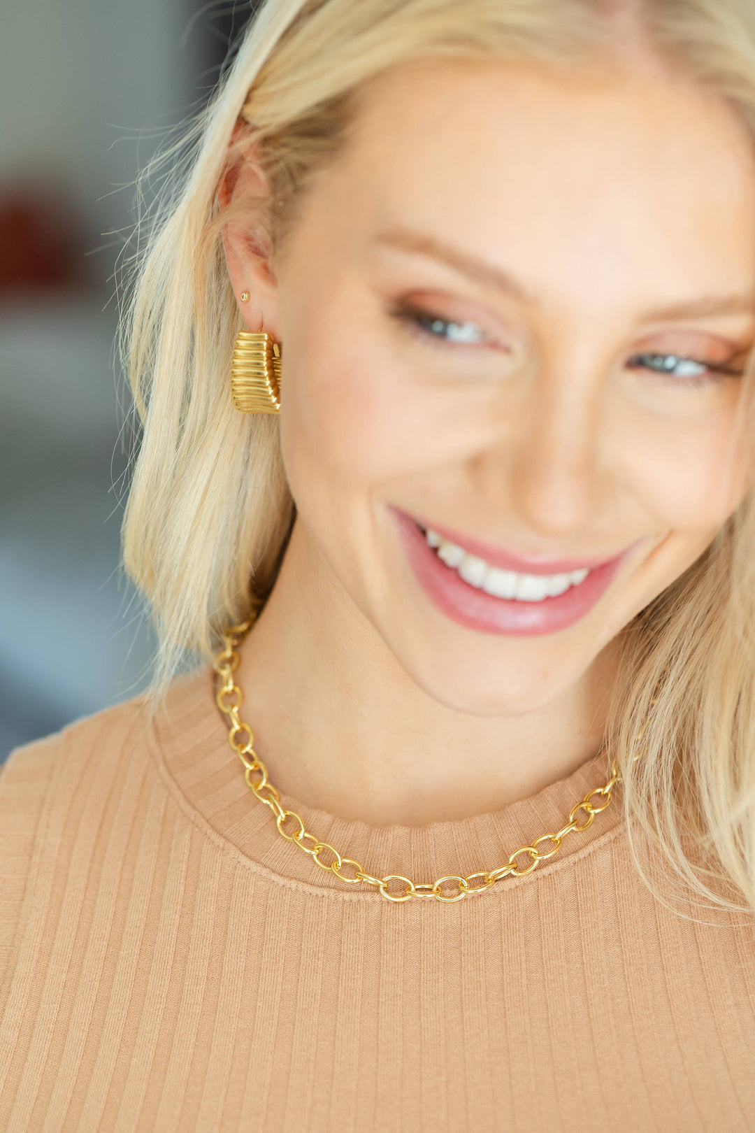 Necklace-Oval Statement Link Chain
