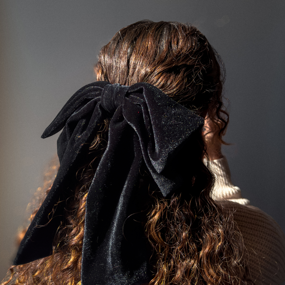 Big Velvet Bow: Red