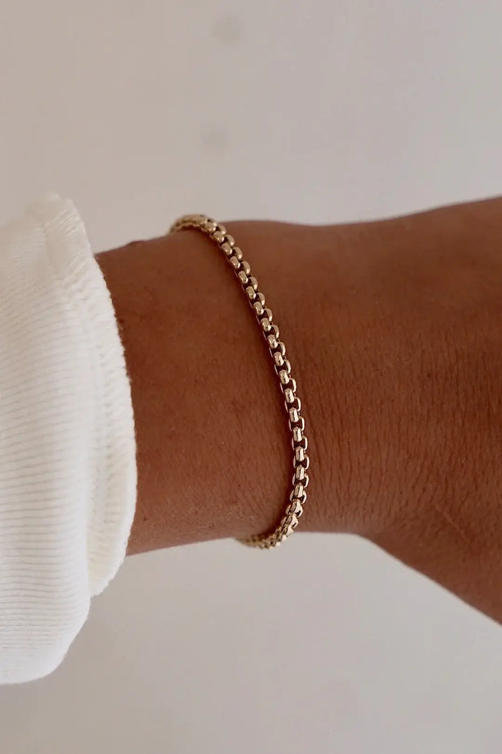 B1197 Bracelet-Nova Holland Round Box Chain SMALL