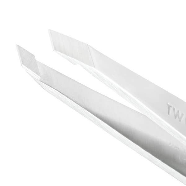 Retail-Slant Tweezer Platinum Silver