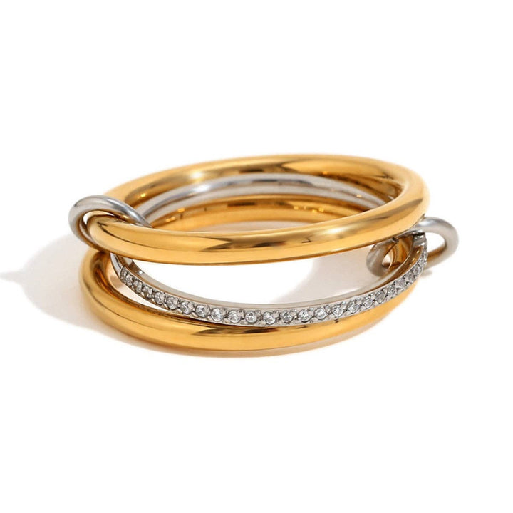 H2O Ring Layered In Diamonds