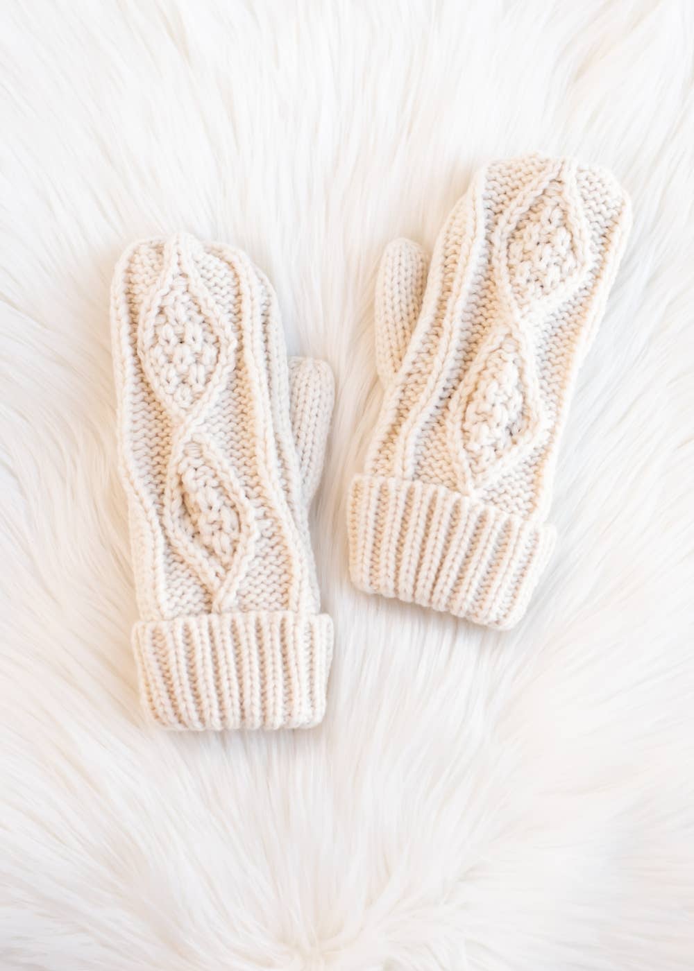 Mittens-Beige Cable Knit