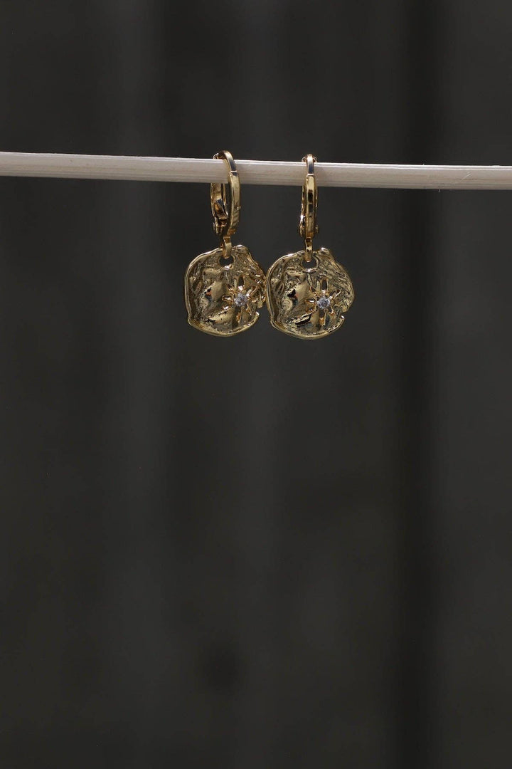 E1802 Earrings-Vega Huggies