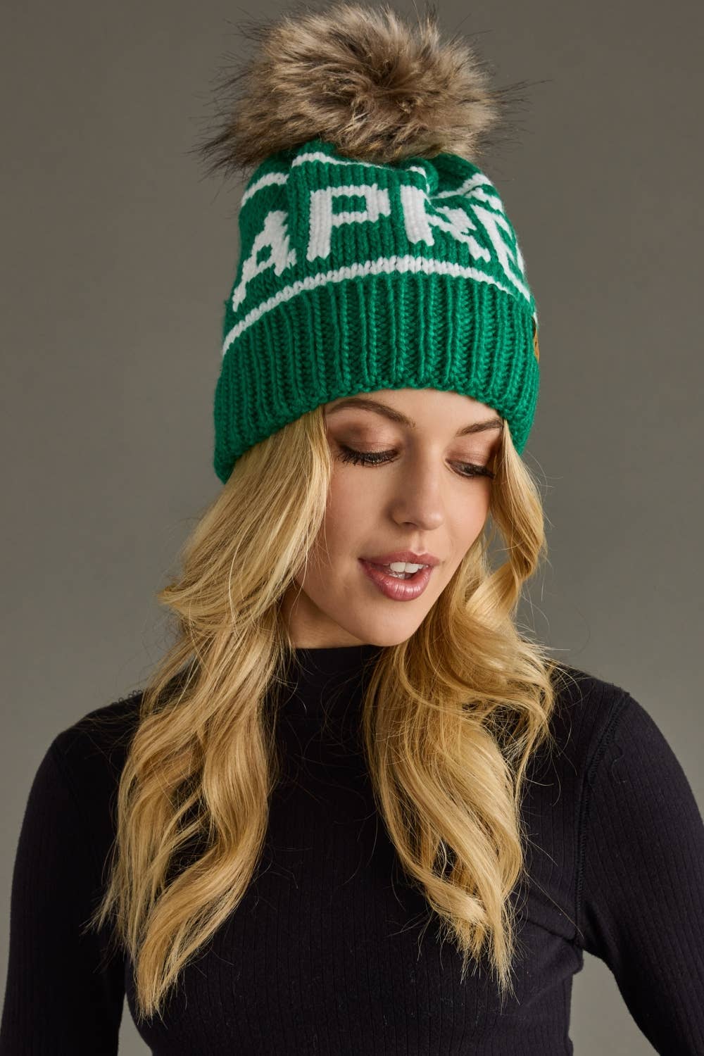 Pom Hat-Green & White Apres