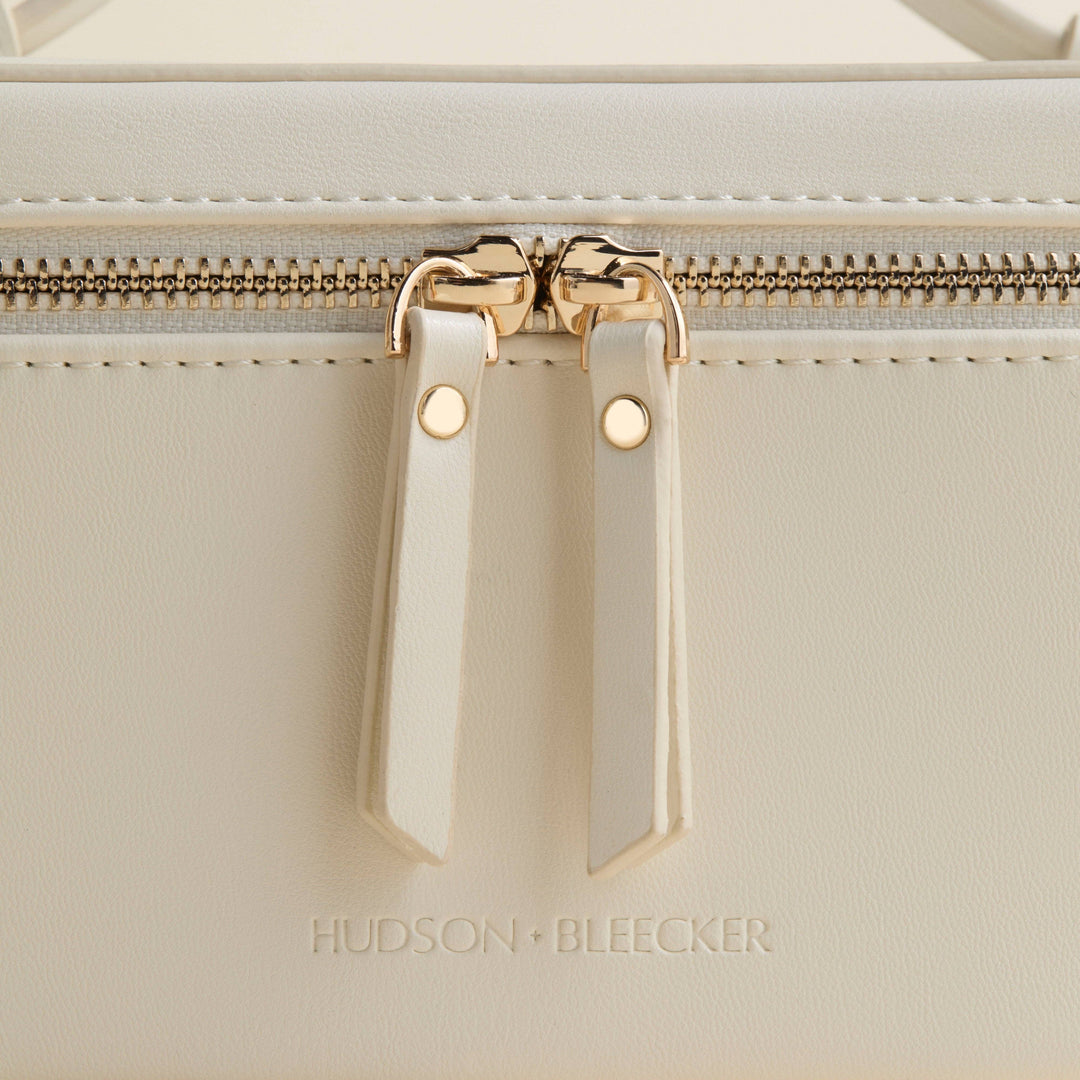 Jetsetter Train Case-Ecru Cream