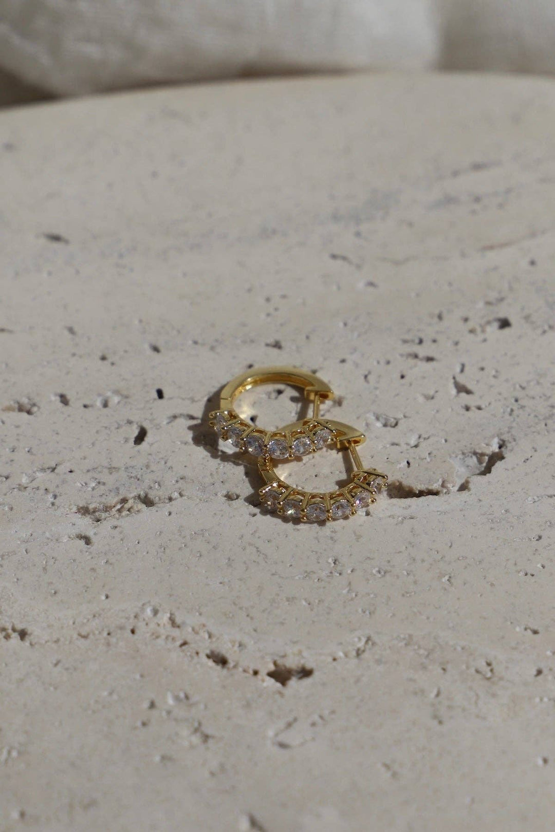 E1725G Gold Elan Hoops
