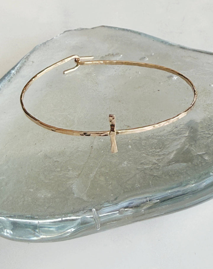 Bangle-Modern cross cuff
