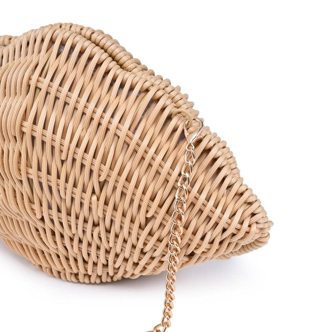 Aquata Clutch