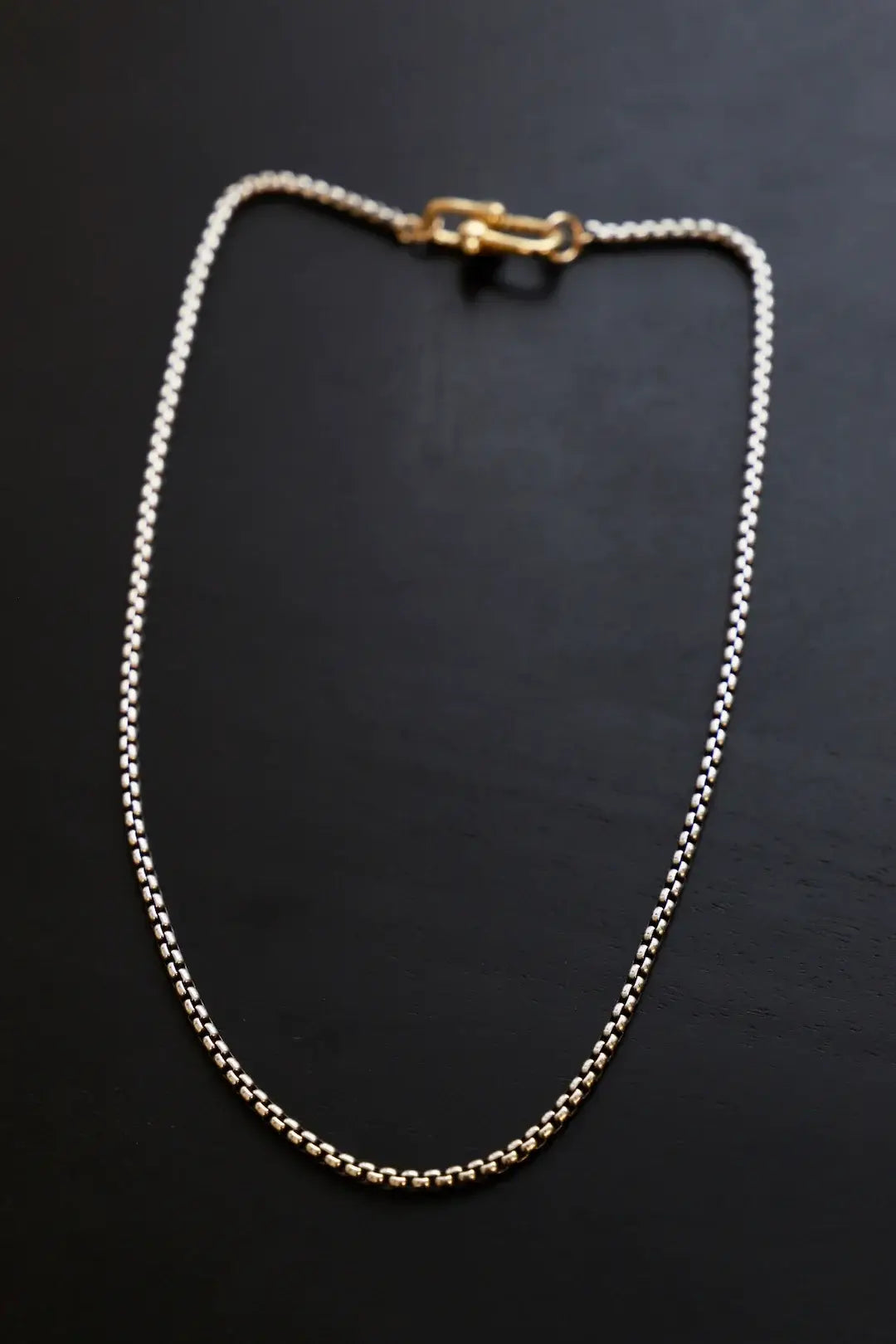 CN1544 Silver Necklace-Box Chain Nova Round