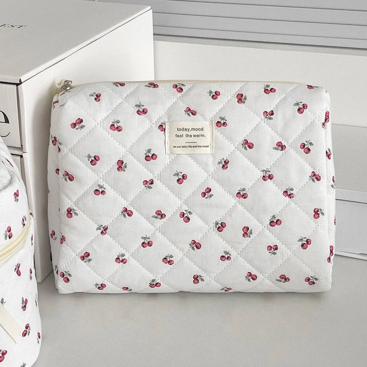 Sweet Cherry Print Make Up Bag DP25A554