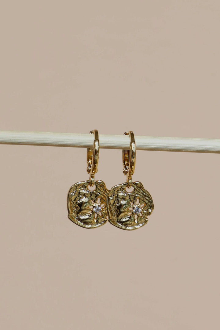E1802 Earrings-Vega Huggies