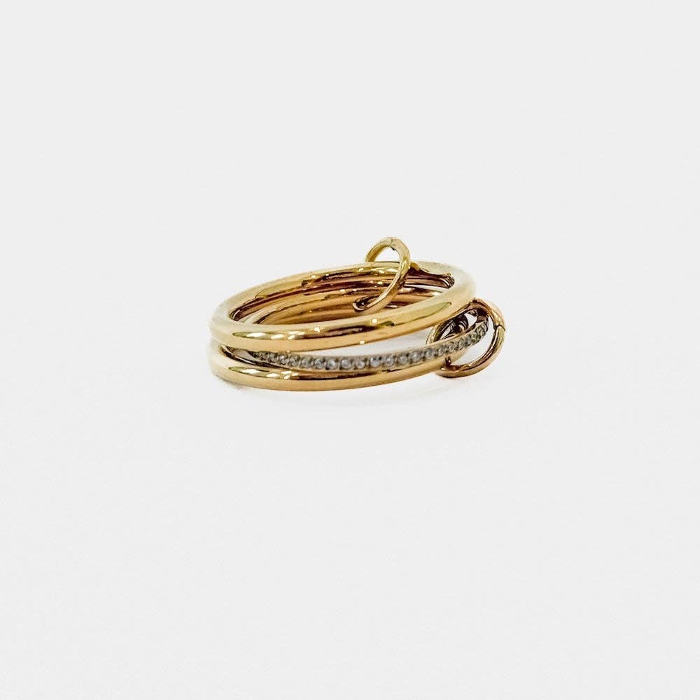 H2O Ring Layered In Diamonds