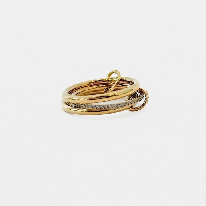 H2O Ring Layered In Diamonds